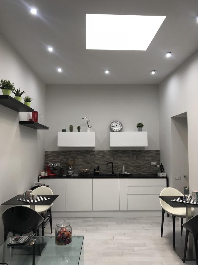 Chiaia Guest House Napoli Ngoại thất bức ảnh