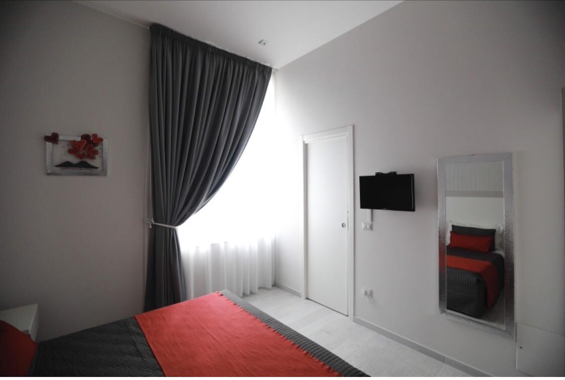 Chiaia Guest House Napoli Ngoại thất bức ảnh